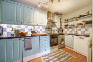 Kitchen- click for photo gallery